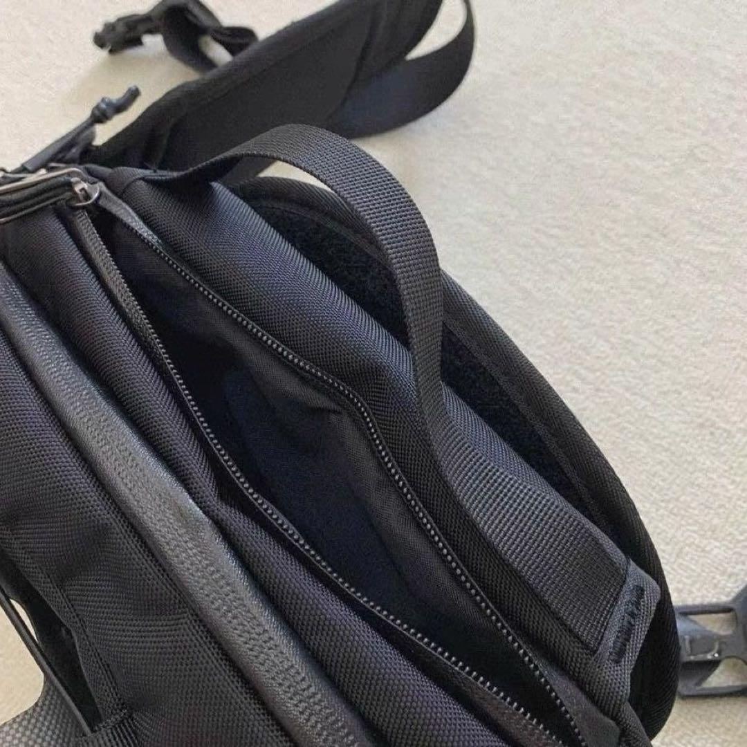 ARC'TERYX ブラック ウエストバッグ限6月末に販売出荷 - メルカリ