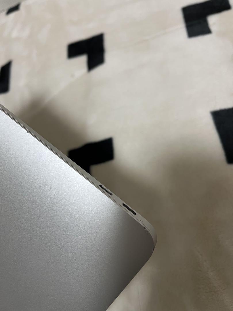 MacBook Air M1 99%バッテリー 41回充放電
