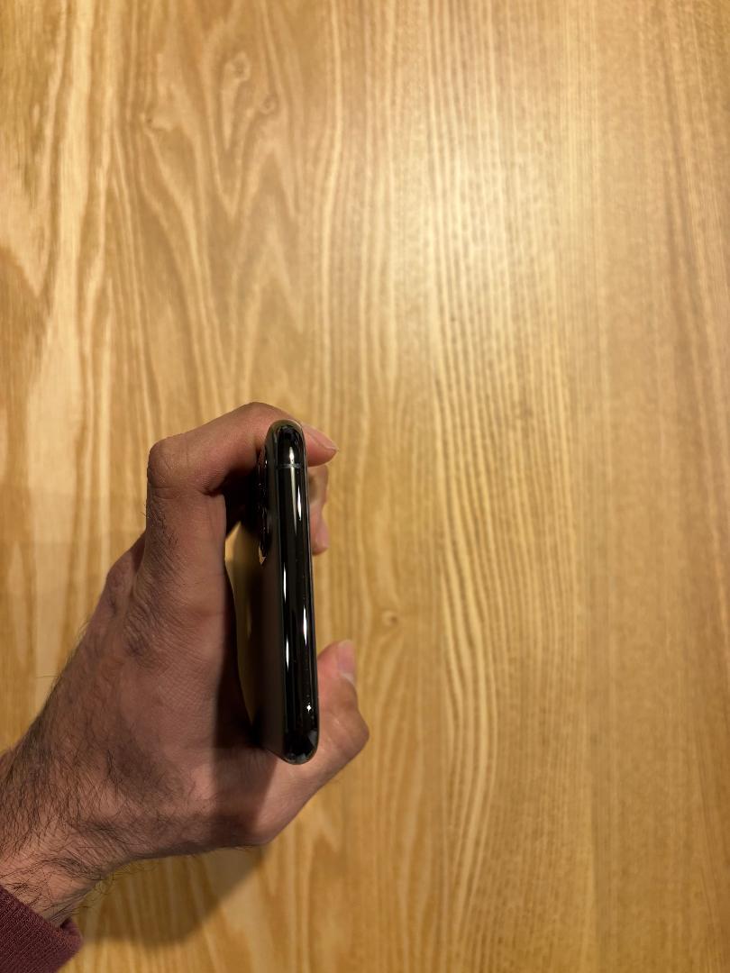 iPhone 11 Pro Max 512GB ミッドナイトグリーン