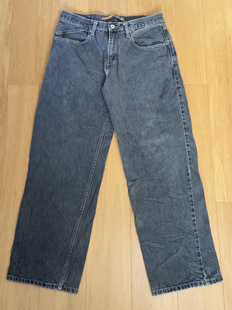 Levi’s