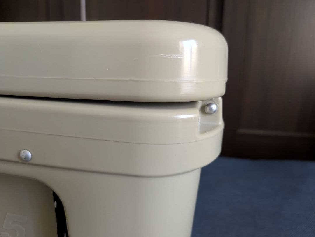 75 クーラーボックスYETI