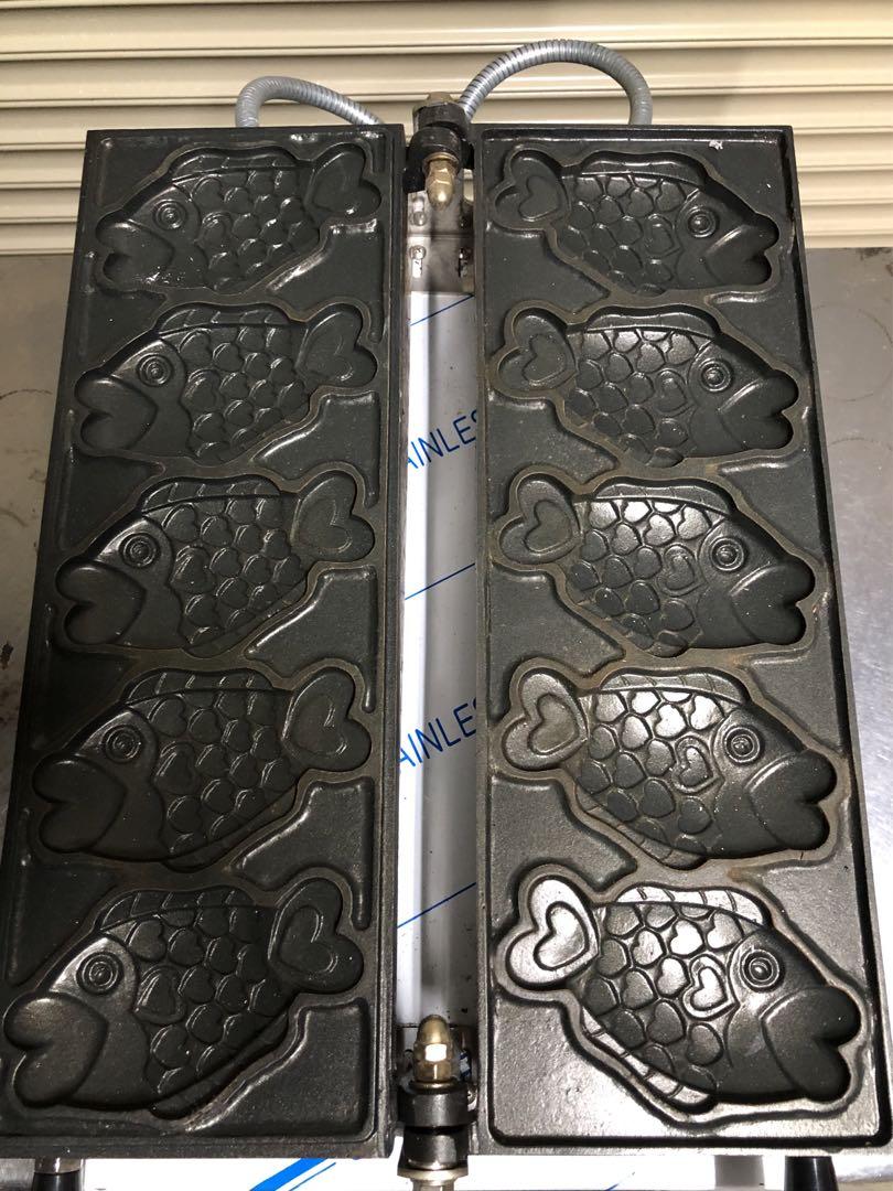送料無料　数回使用のみ　業務用　電気たい焼き器　たい焼き　単相200V 韓国製