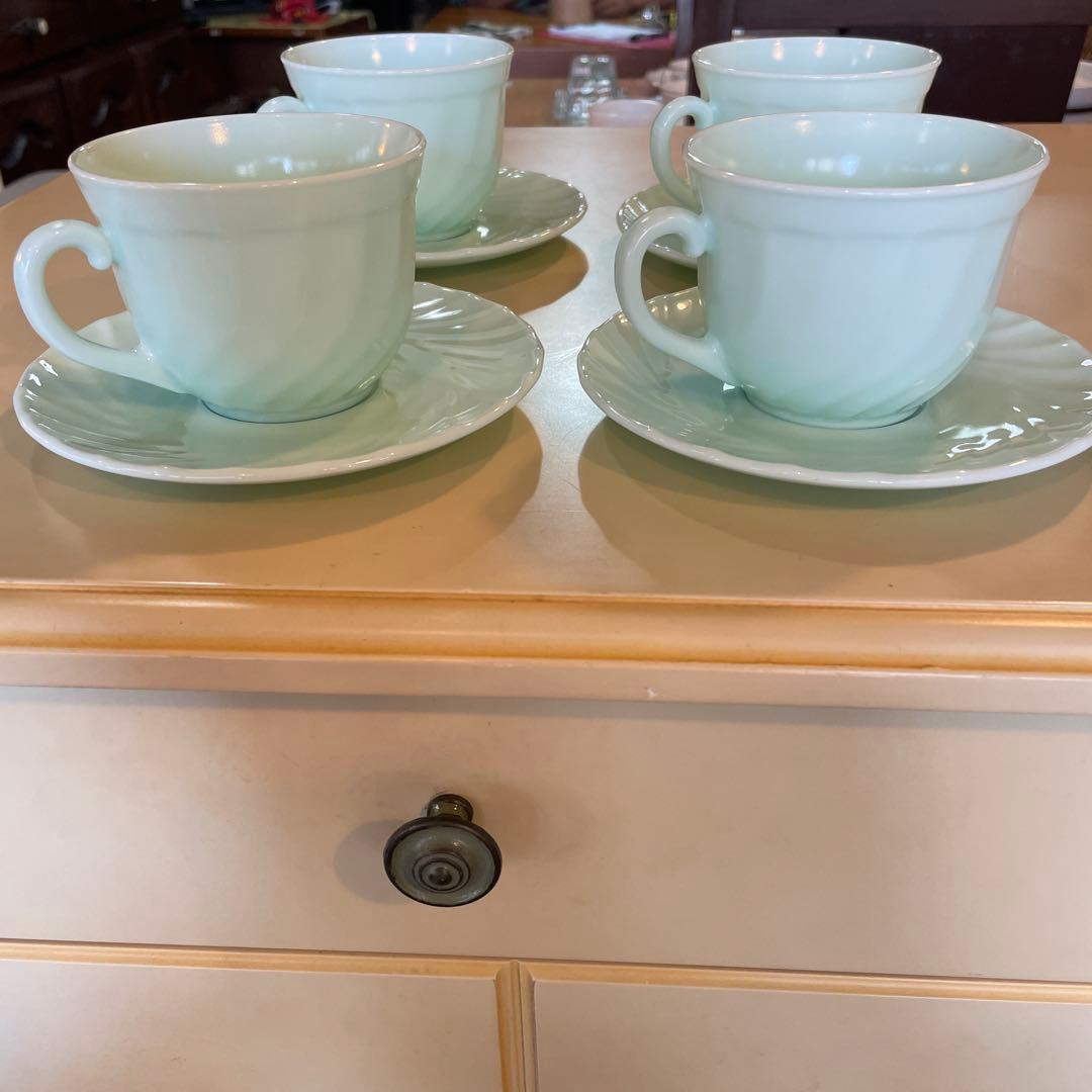 フランス製4人用目立った傷や汚れなし