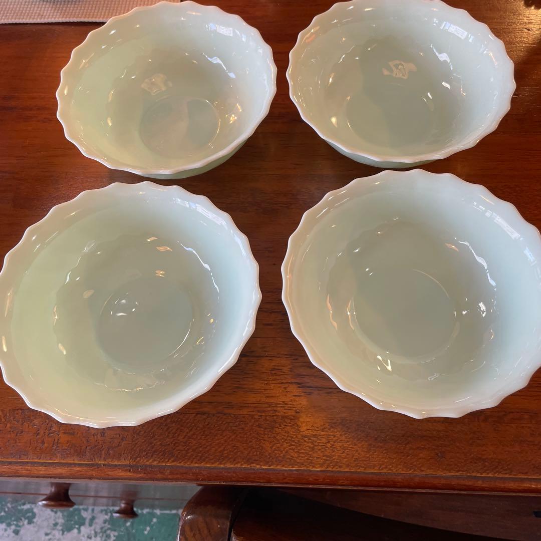 フランス製4人用目立った傷や汚れなし