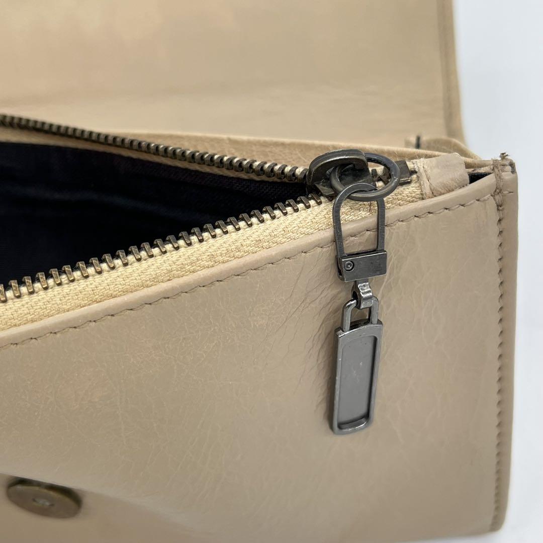 バレンシアガ 長財布 フラップウォレット シティ クラシック レザー ベージュ