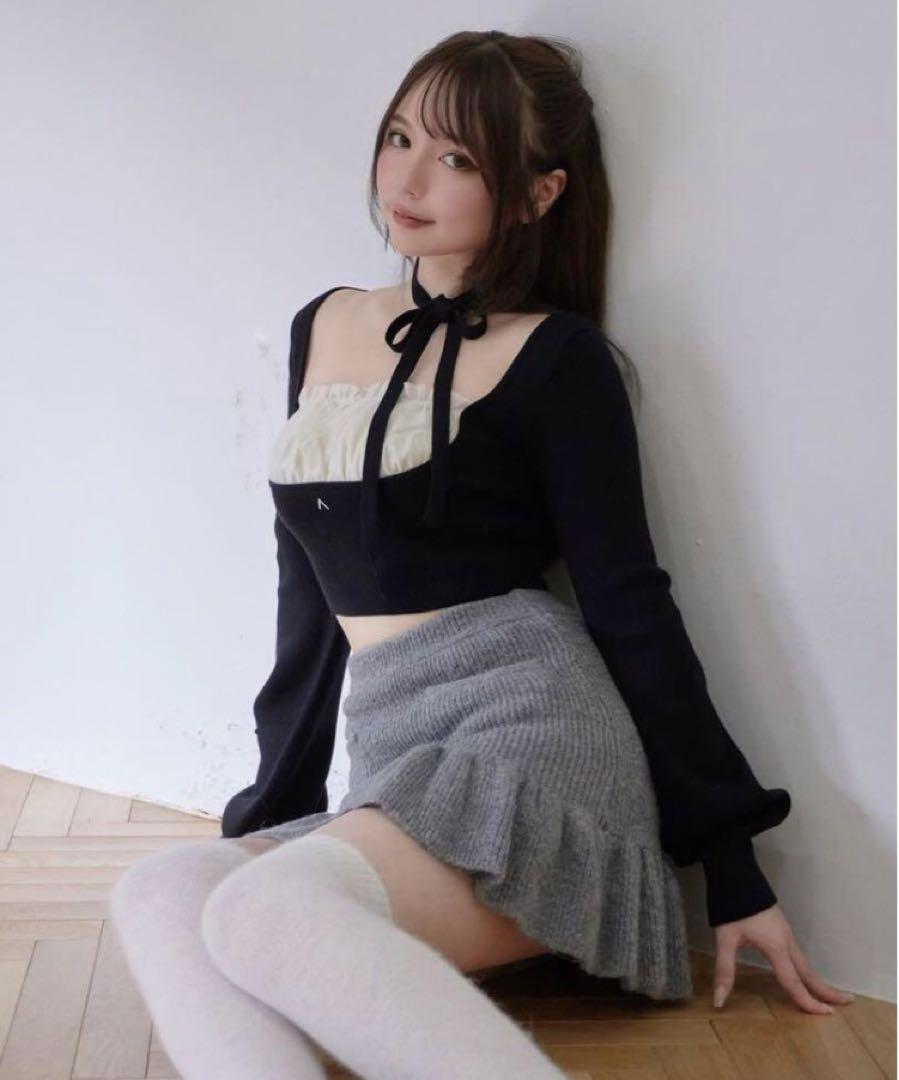 andmary Mew frill tops