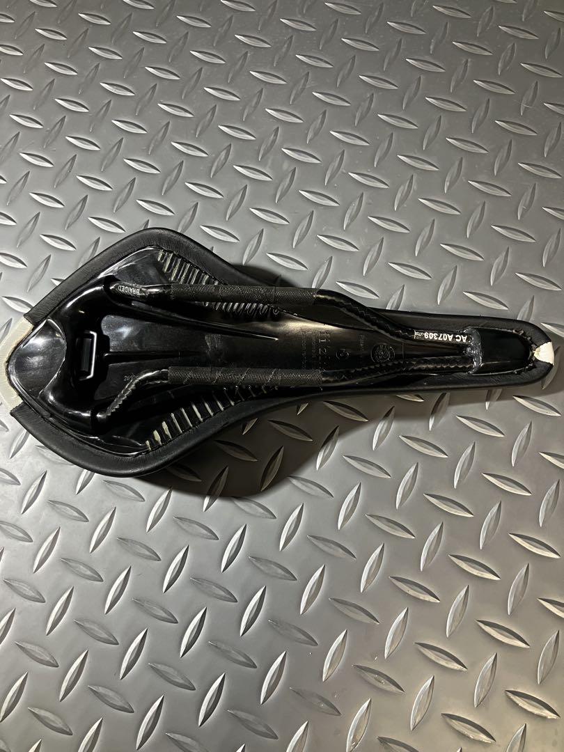 新品　fi'zi:k Arione CX カーボン