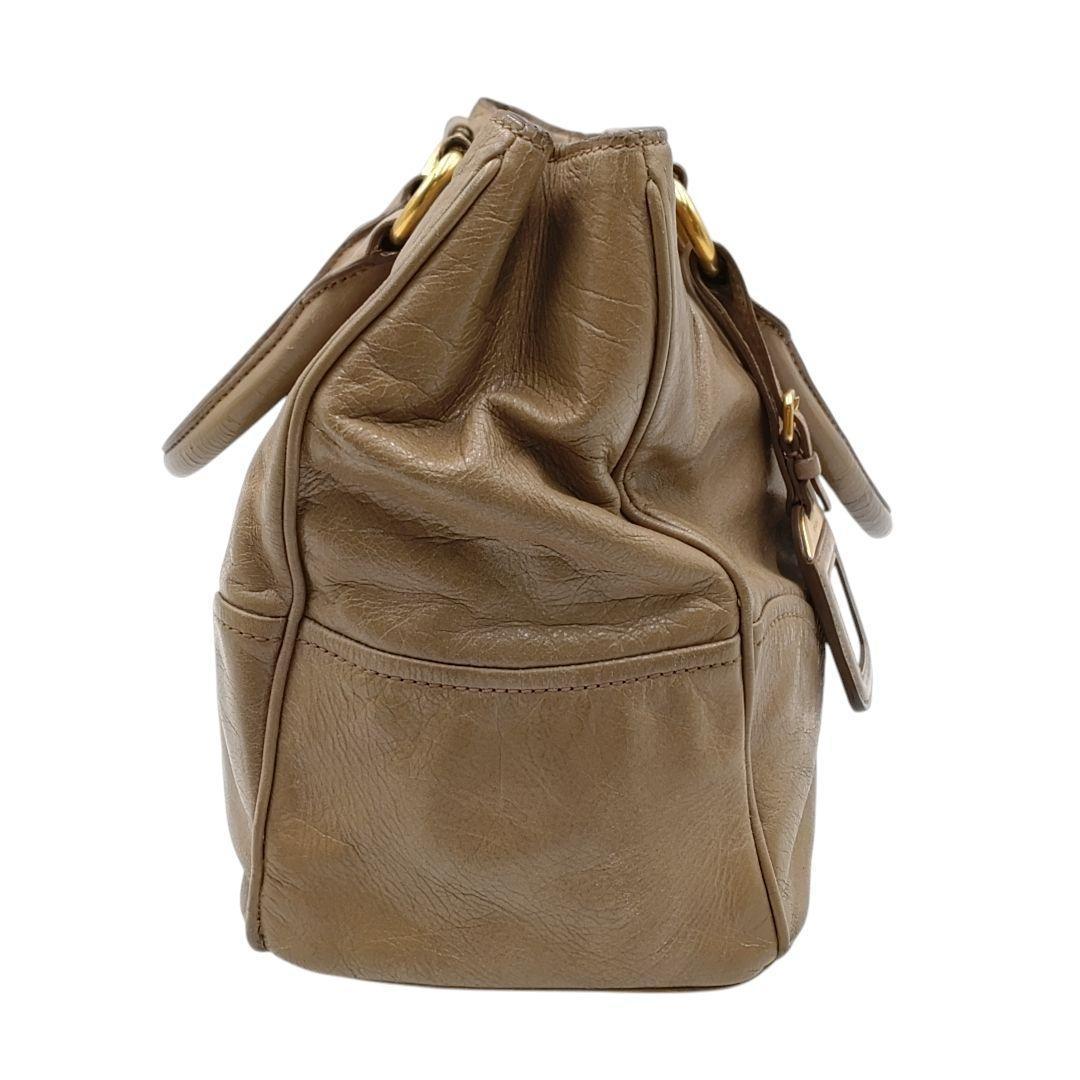 PRADA プラダ ハンドバッグ モカベージュ レザー ゴールド金具