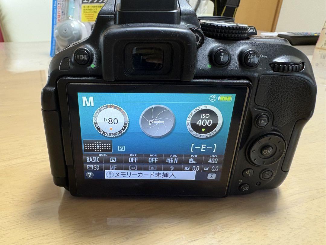 Nikon D5300 ダブルズームキット＋単焦点レンズ　一眼レフ　ニコン