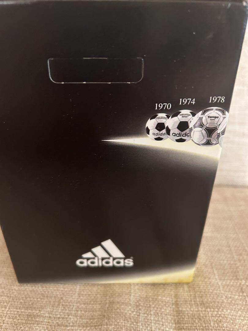 adidasサッカーボール(飾りです）