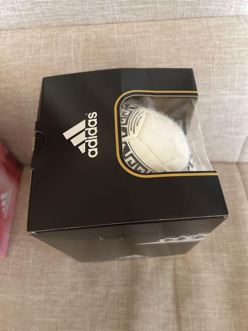 adidasサッカーボール(飾りです）