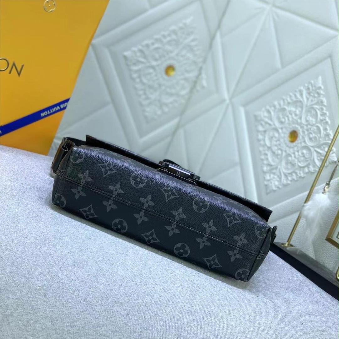 人気 Louis Vuitton ショルダーバッグ メンズ サコッシュ 休日 楽天市場】サコッシュ メンズ（ブランドルイ・ヴィトン