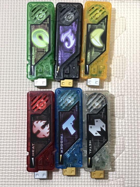 【れあり】 仮面ライダーW DXダブルドライバー DXガイアメモリ gLkq7-m84210079601 おもちゃの