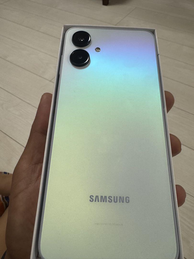 Samsung Galaxy A25 5G ホワイト 本体 Samsung Galaxy A25 5G ホワイト