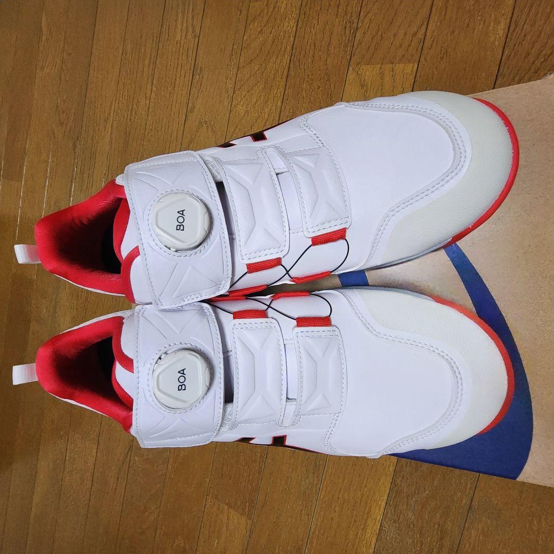 新品未使用品　asics 安全靴 ホワイト/レッド BOA