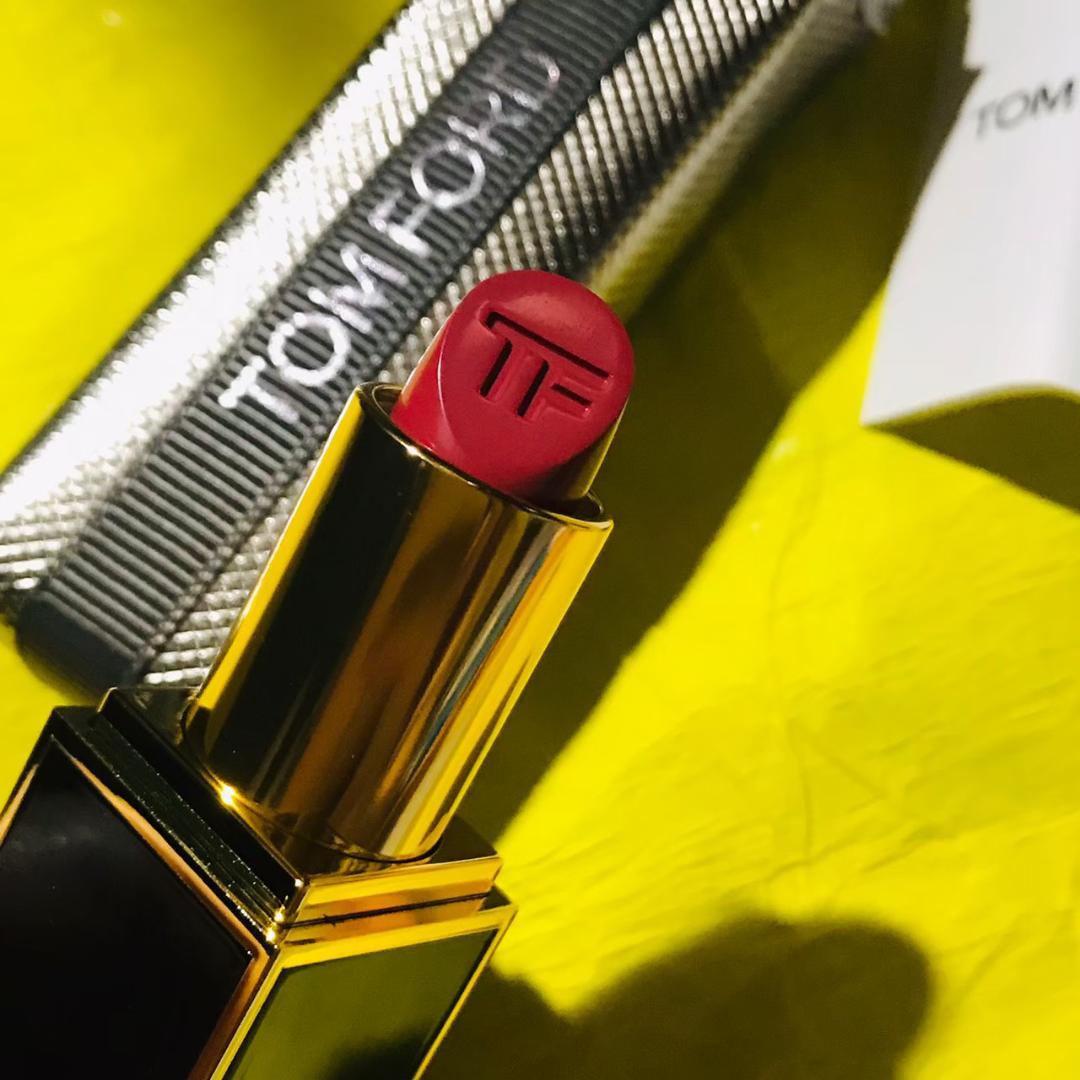 Dior アディクトリップマキシマイザー084 限定品2025