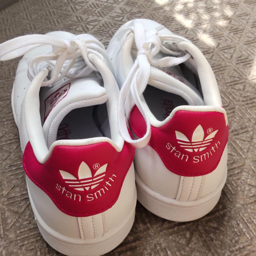 アディダススタンスミス 23センチ adidasスニーカー ピンク