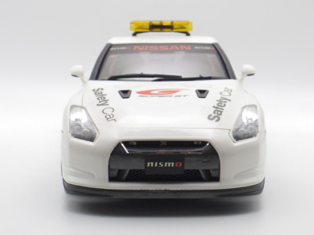1/24 NISSAN GT-R SUPER GT セーフティーカー 完成品