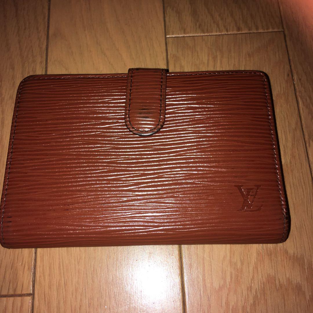 最終価格 ルイヴィトン エピ 財布