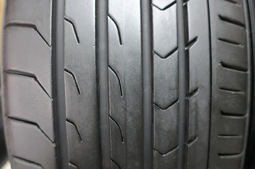 こっこ様送料込 ヨコハマ ブルーアース RV03 215/60R17 国産 4本