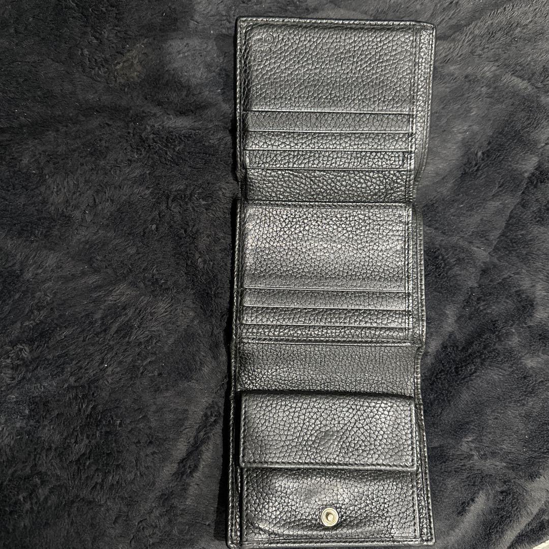 GUCCI ブラックレザー 二つ折り財布