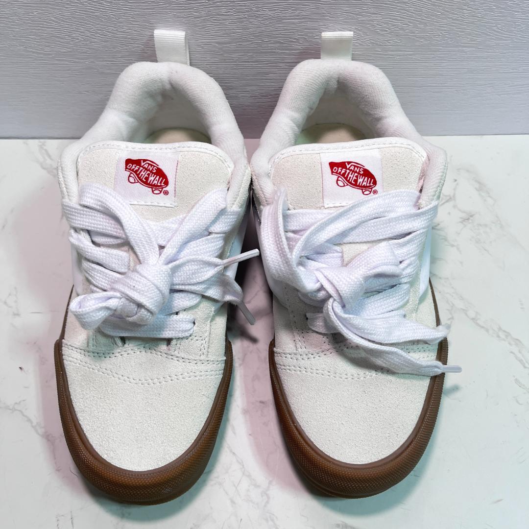 未使用 VANS KNU SKOOL ホワイト ガムソール 23.0 - メルカリ
