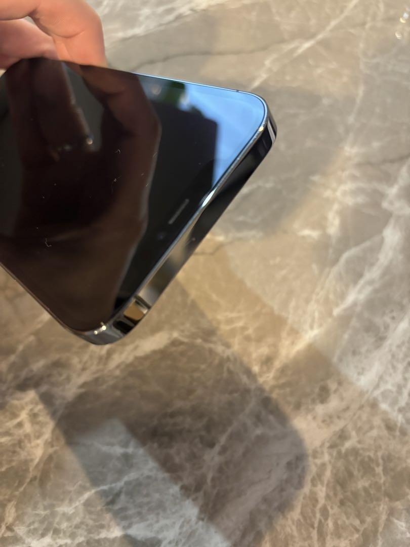 iPhone 12 Pro Max 本体