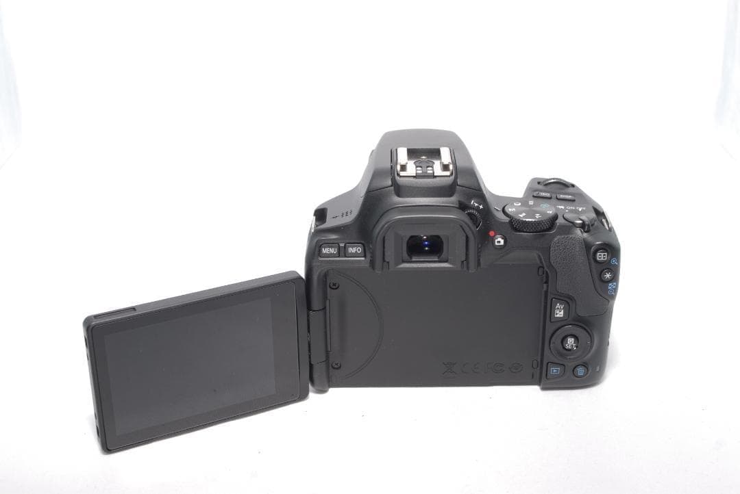 ✨Canon Kiss X10✨美品✨高速手ブレ補正＆超望遠✨Wレンズ✨一眼レフ