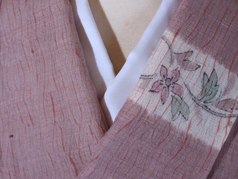 専用　板目絞り、染め紬着物（蔓花、実文）正絹美品