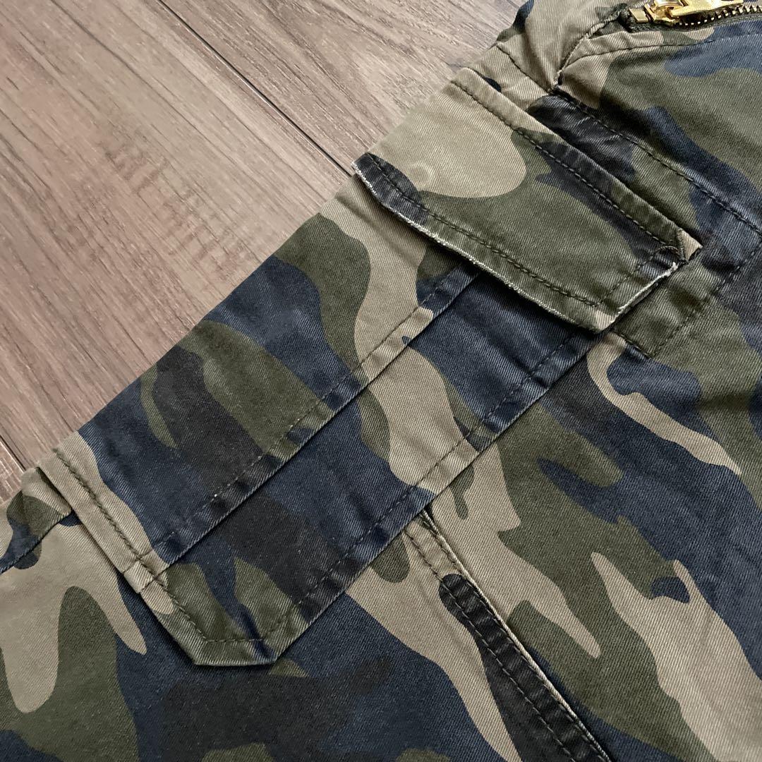 新品【29inch】GUESS ゲス ズボン 迷彩　カーゴパンツ　スリム