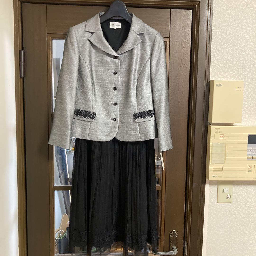 東京ソワール　RIFANNE 11号新品未使用