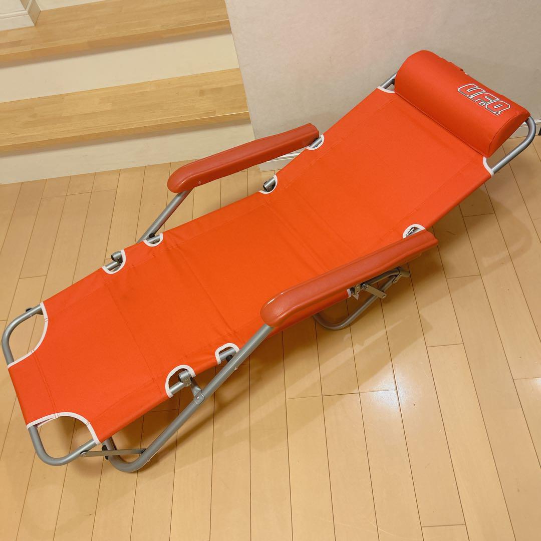 美品 日清 焼きそば U.F.O. ビーチチェア 赤 レッド 折りたたみ 非売品