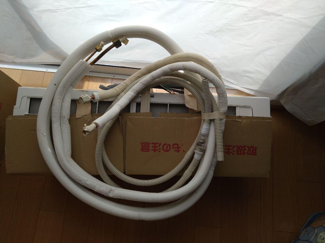三菱　エアコン　霧ヶ峰　MSZ-GE4023S-W 本体