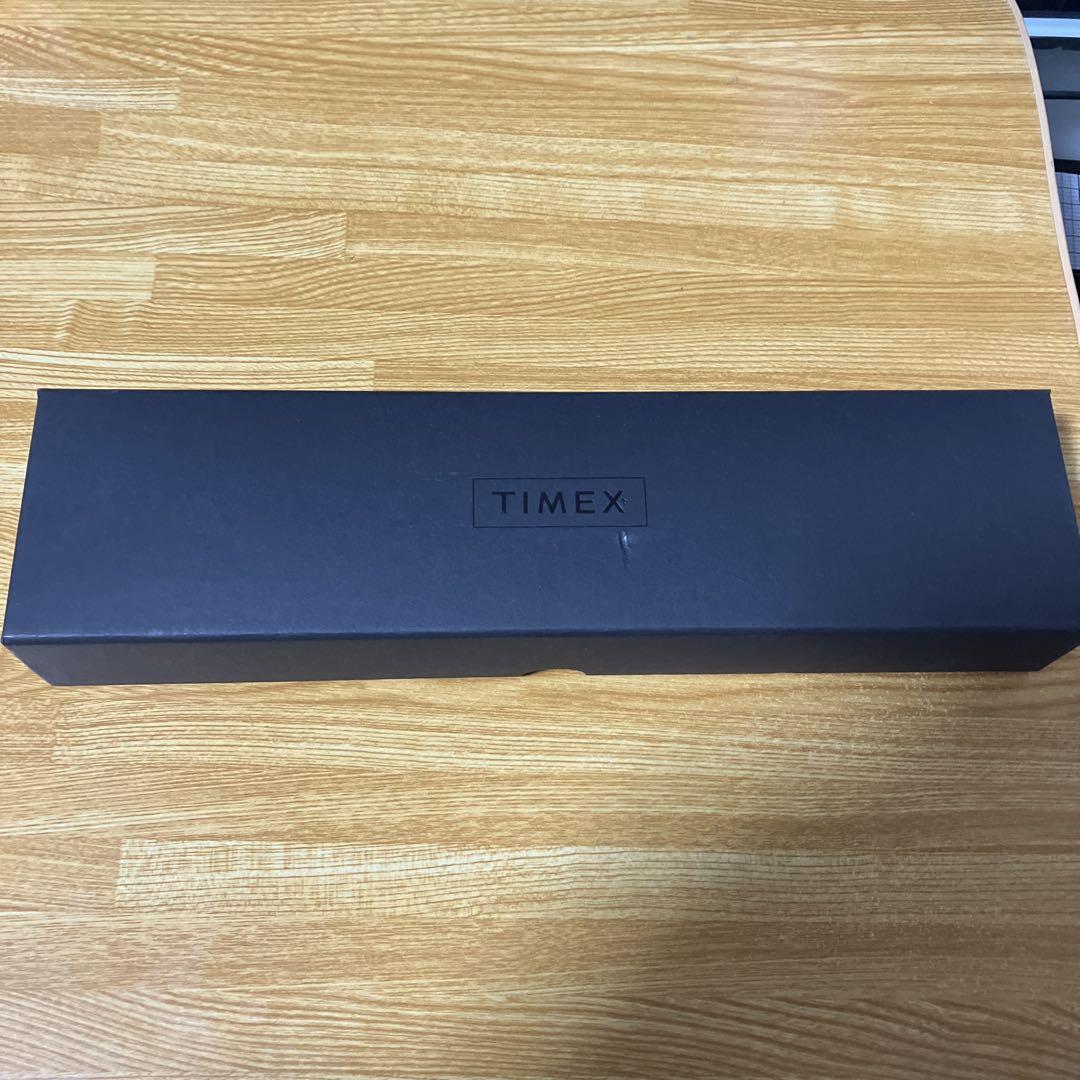 TIMEX 腕時計　クウォーツ　TW2U61800 シルバー×ブラック