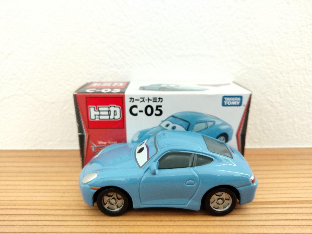 ディズニー カーズ トミカ C-5 サリー（スタンダードタイプ）