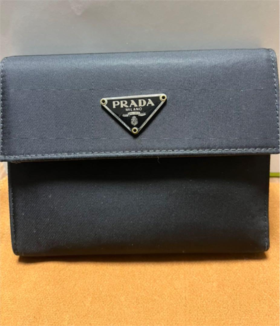 PRADA プラダ折財布 PRADA プラダ折財布