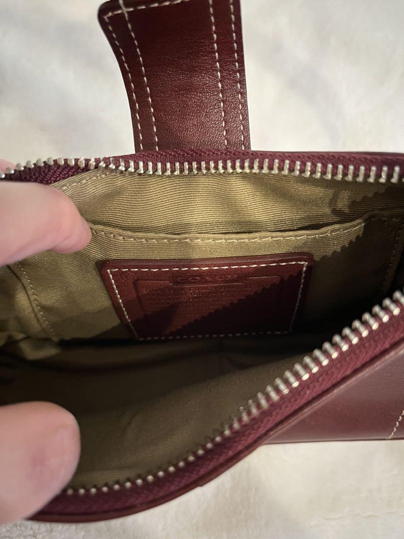 コーチ　アクセサリーバッグ　美品