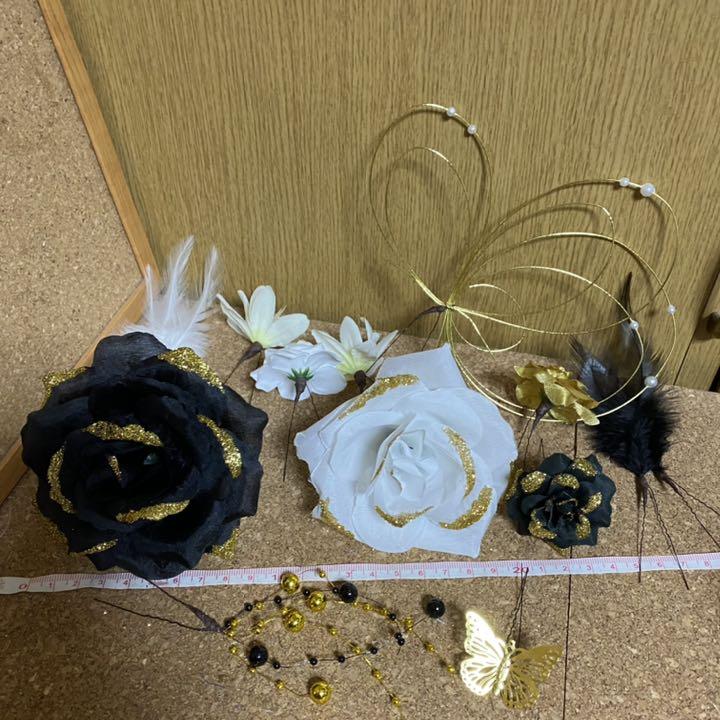 No 606 豪華 黒白金 振袖髪飾り 成人式髪飾り メルカリ