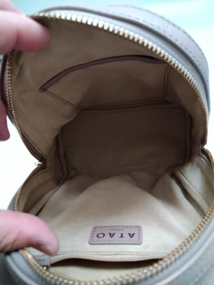 大量入荷 専用 美品☆アタオ ミッドタウンヴィトロ ミニリュック チェリー リュック/バックパック