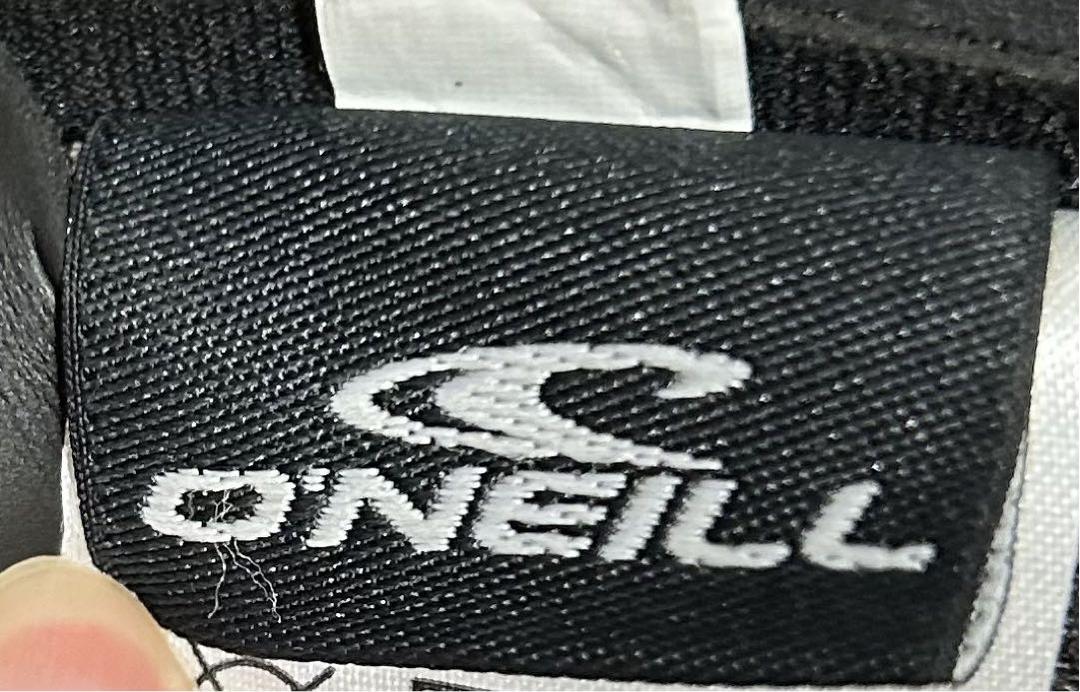 ボン　ONEILL ウエットスーツ　ベスト　黒　XL