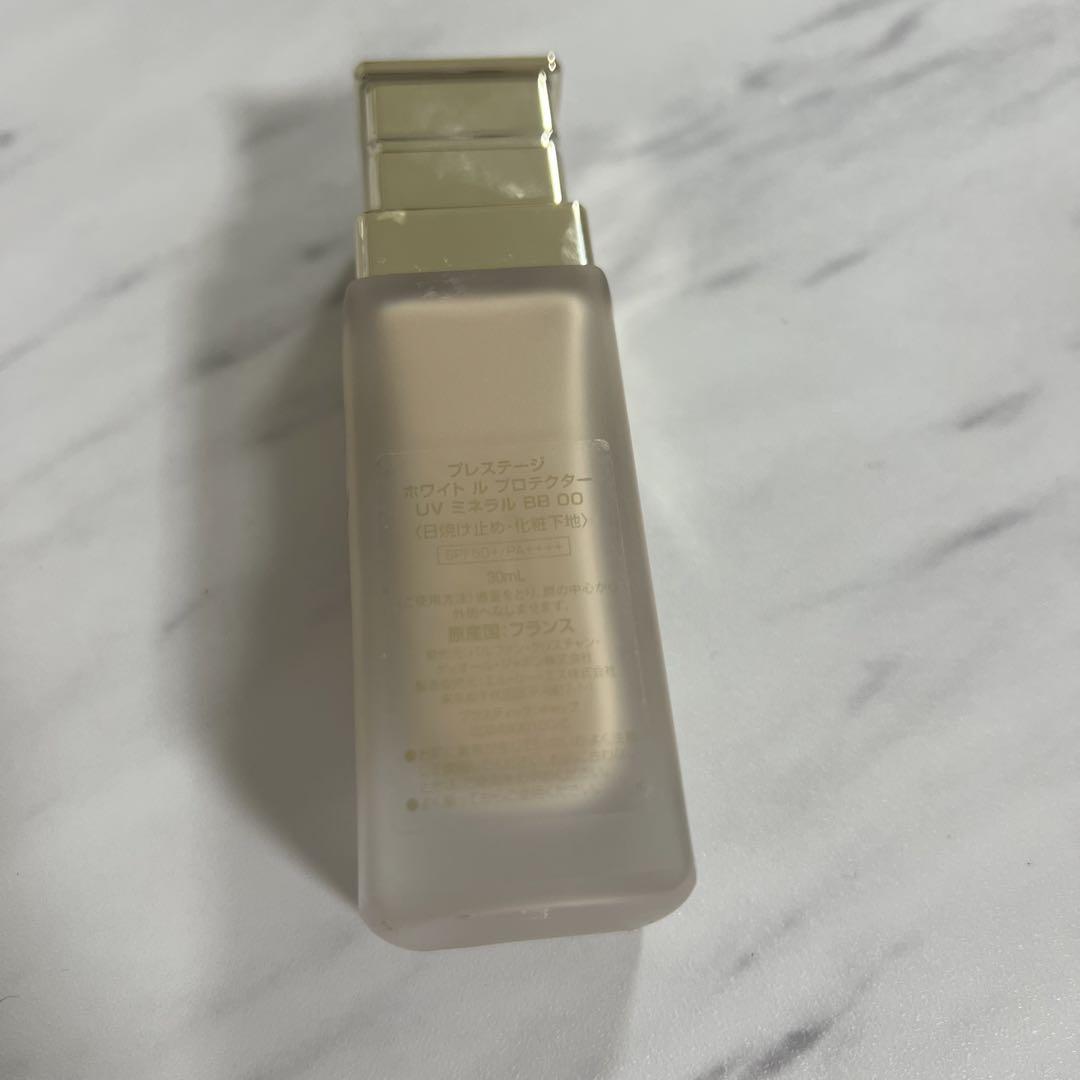 DIOR プレステージ ホワイト ル プロテクター UV ミネラル BB 00
