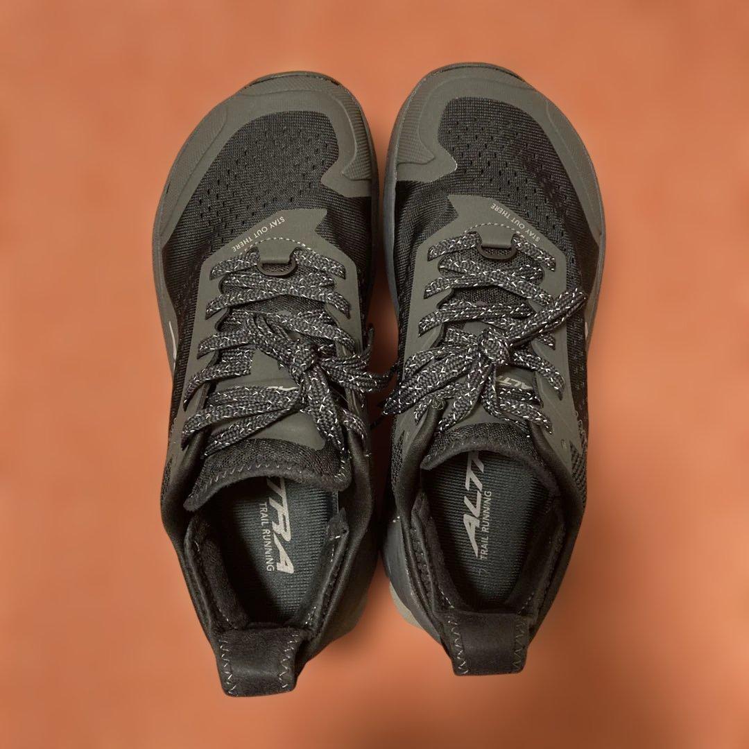 ALTRA オリンパス6 26.5 US8.5 EU42