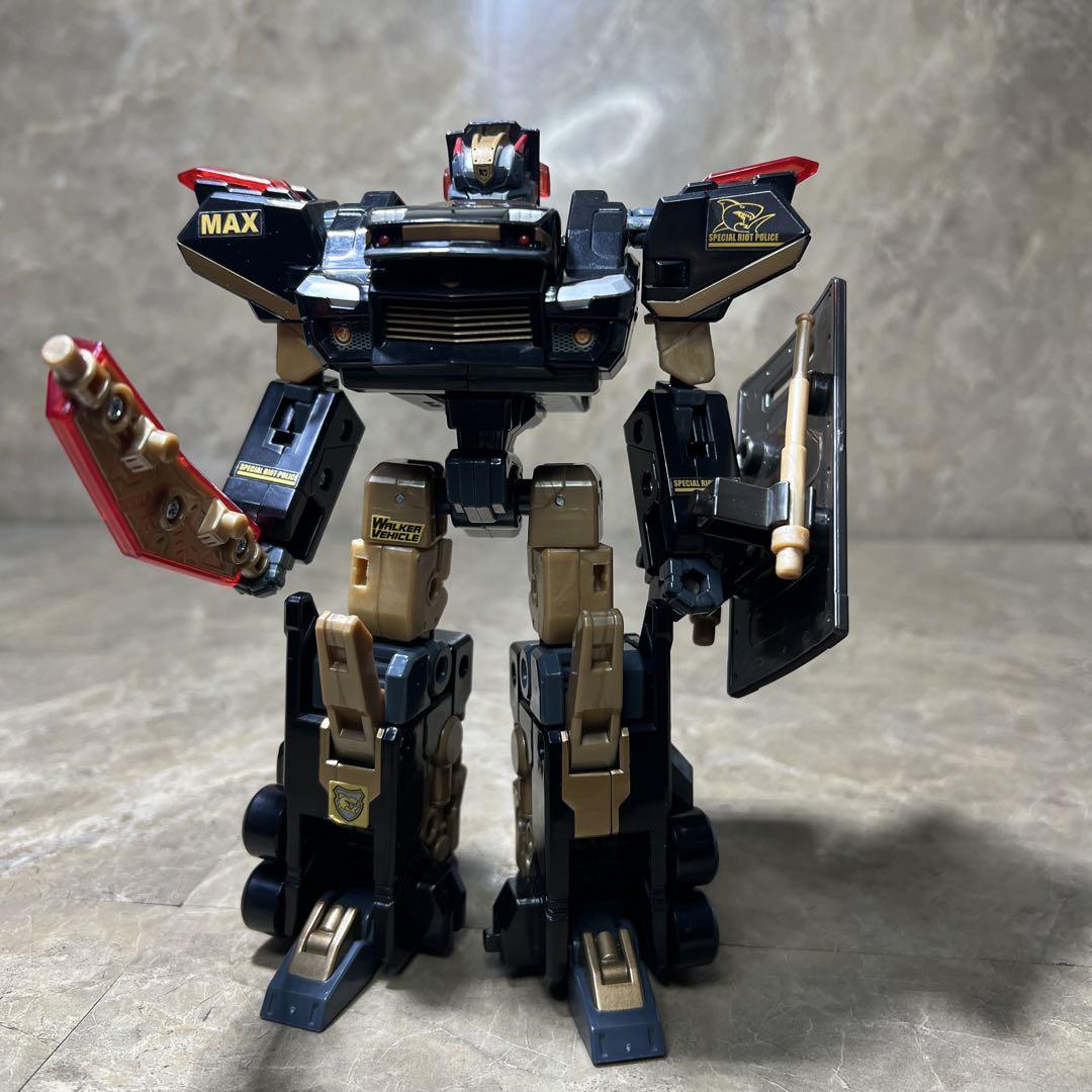 トミカ　ドライブヘッド 特別機動隊ソニックインターセプターブラックマックス