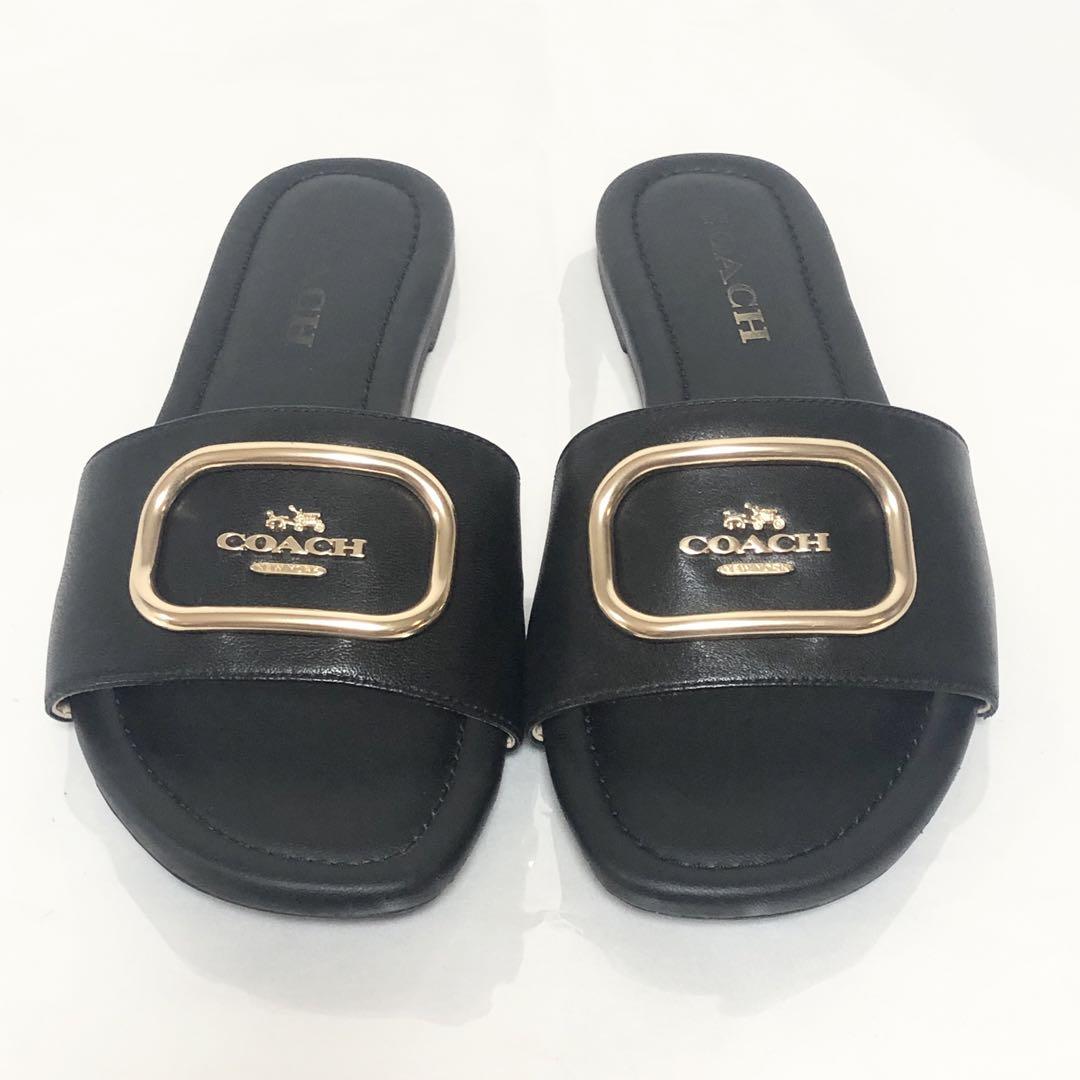 【馬車金具】コーチ　ブラックミュールサンダル　ゴールド金具　バックル　黒色
