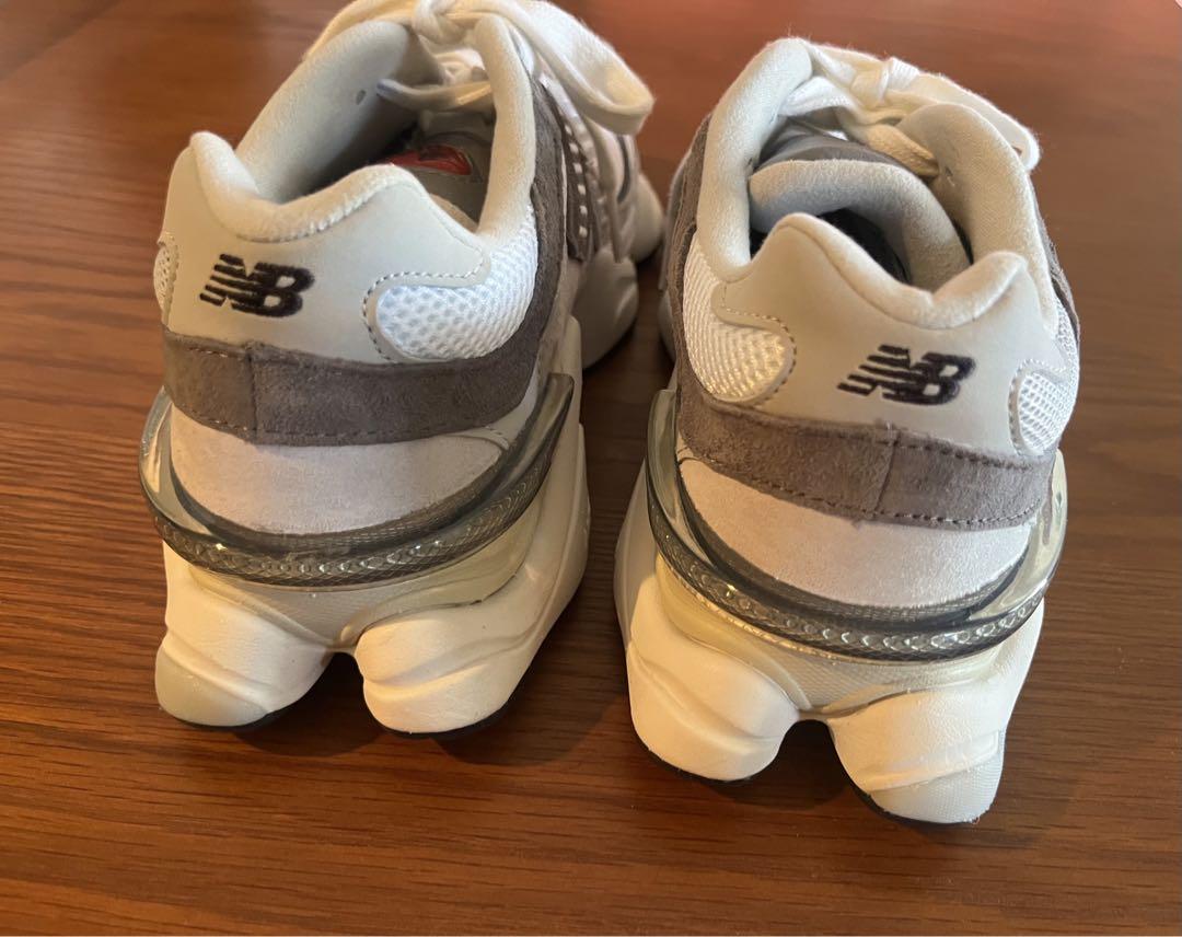 【国内正規品　新品】U9060GRY 23.5 ニューバランス9060