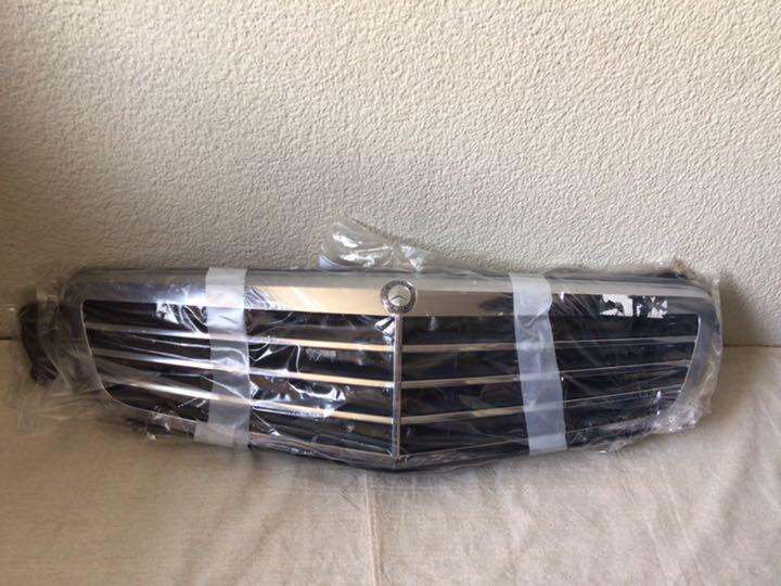 ⭐︎新品未使用⭐︎Cクラス　ベンツ　W204 エレガンス　グリル