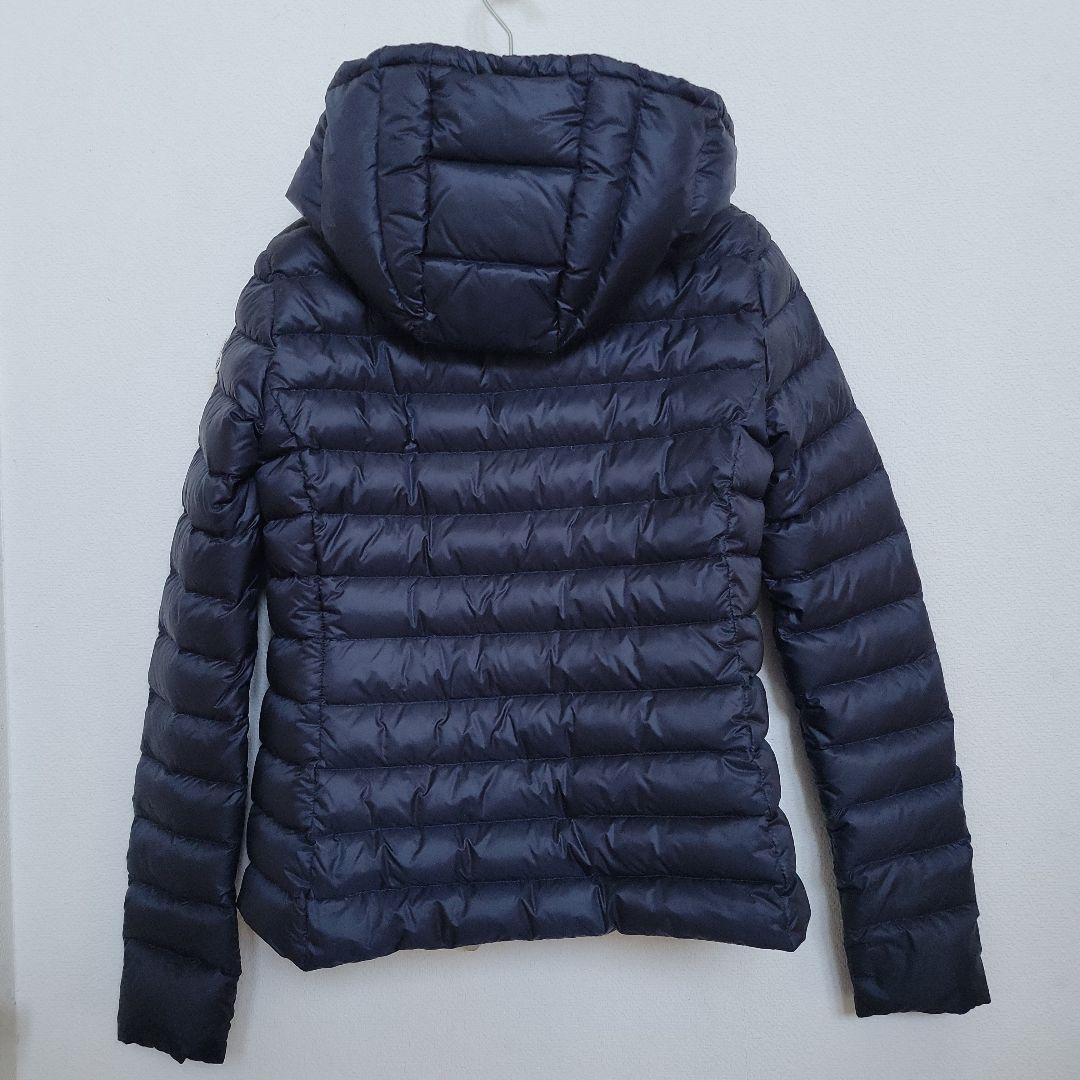 MONCLER　ネイビーダウンジャケット