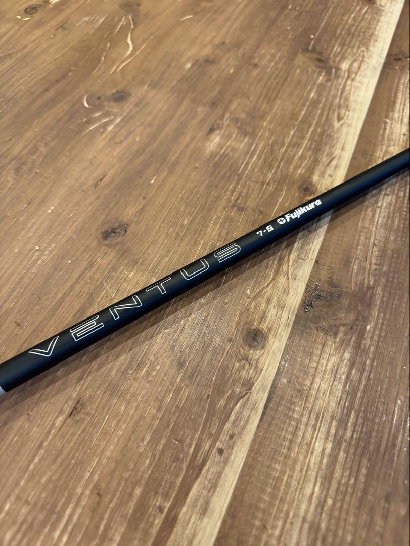 美品　24ベンタスブラック 7S 5W