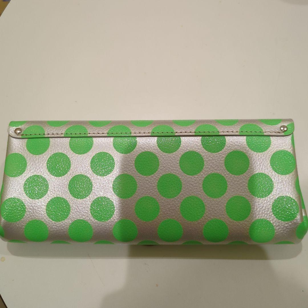 グリーン ドット柄 長財布