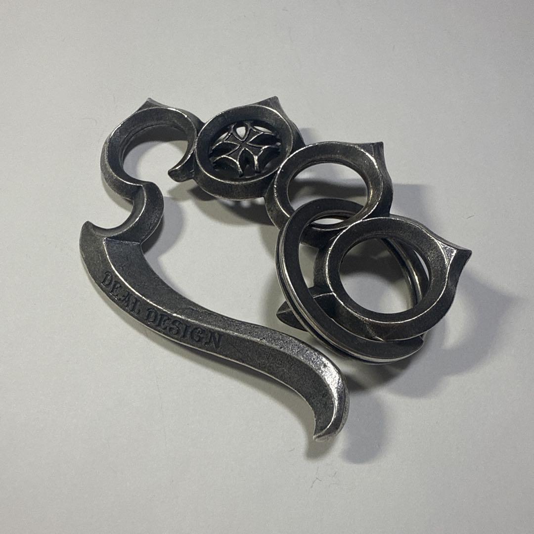 DEAL DESIGN メリケンサック　キーホルダー